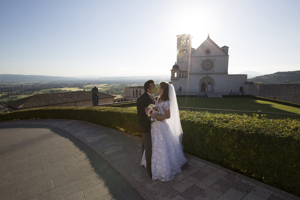 destination wedding photographer assisi italy