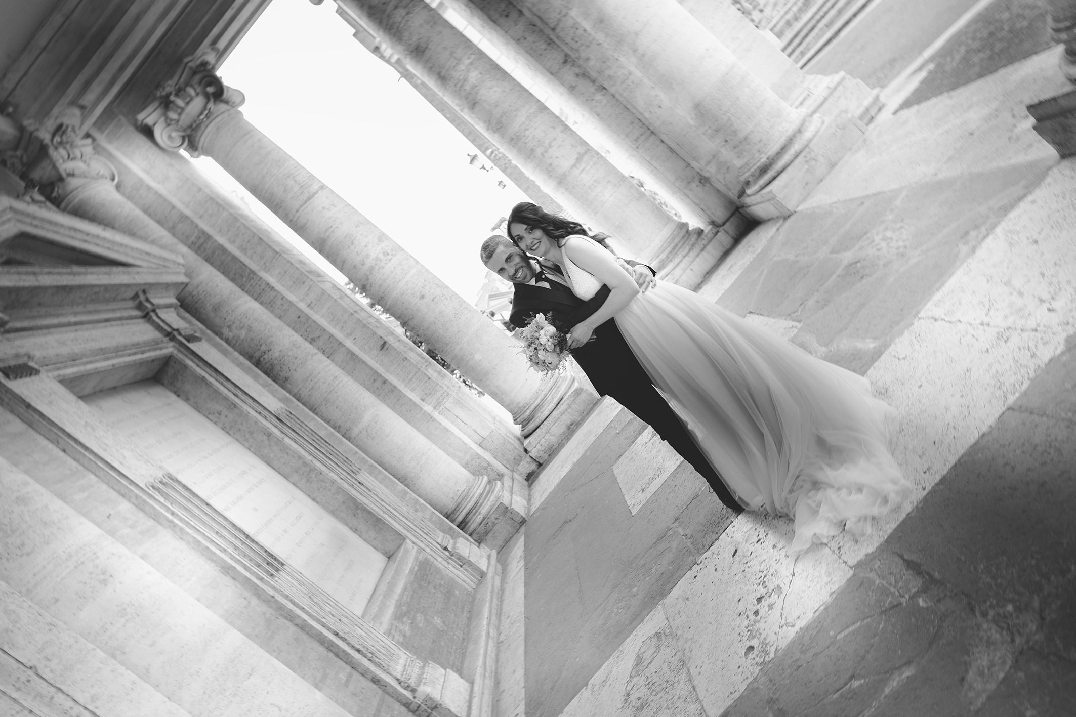 #destinationweddingphotographerromeitaly #weddingday #weddingromeitaly #weddingplannerrome #weddinginspiration